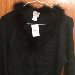 Fiorlini International Sweaters - Pretty Sweater NEW Fiorlini International Sweaters - Pretty Sweater NEW